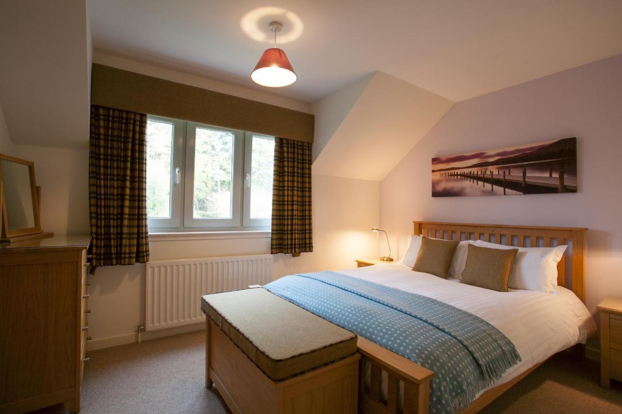Loch Ness Abbey Cottages Форт Аугустус Екстериор снимка