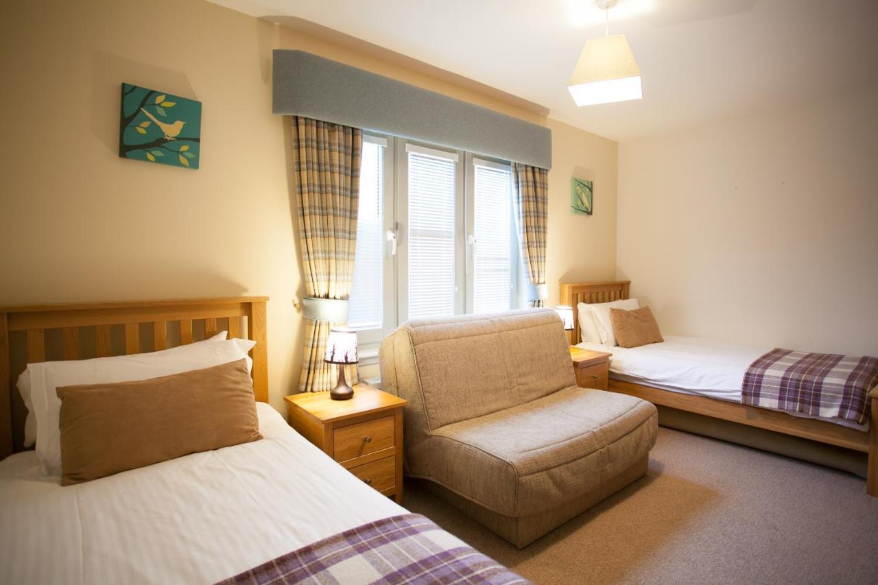 Loch Ness Abbey Cottages Форт Аугустус Екстериор снимка