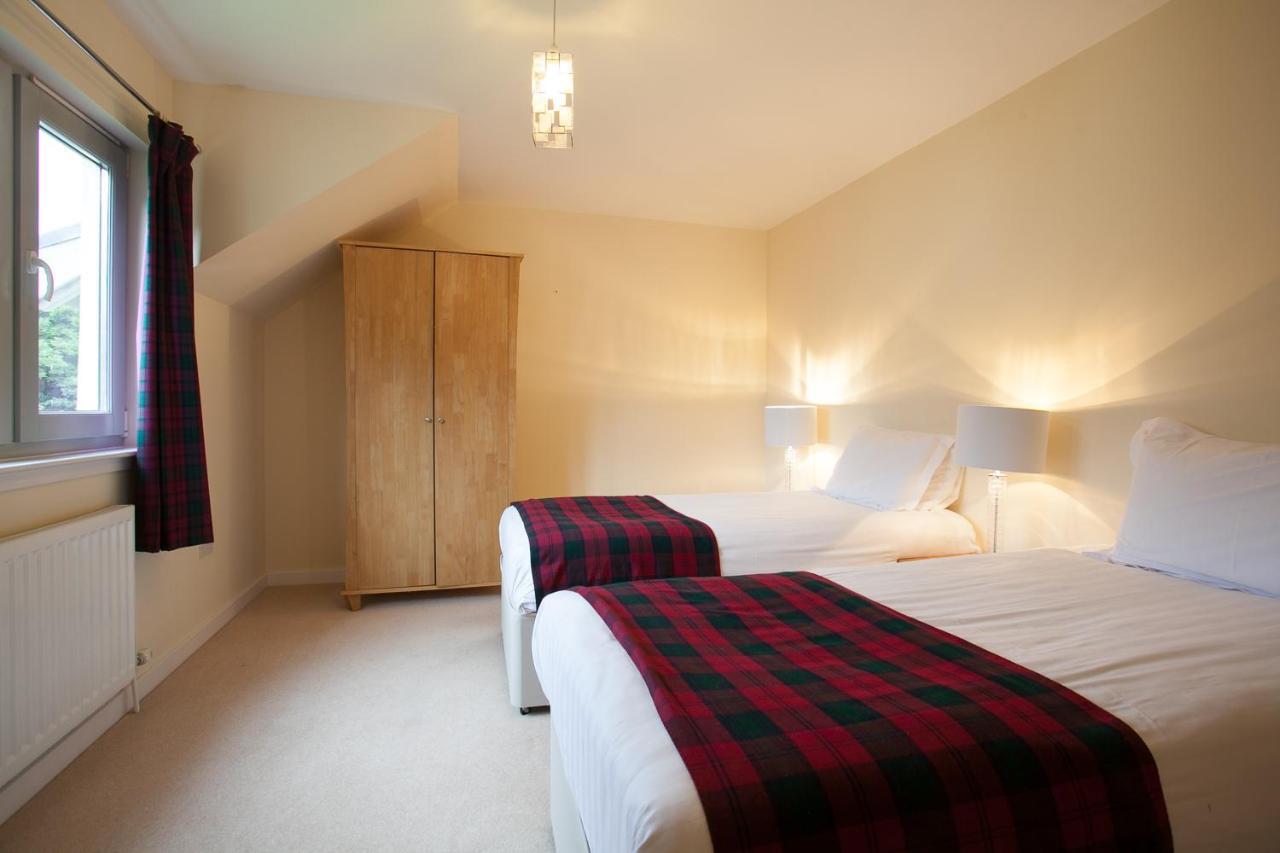 Loch Ness Abbey Cottages Форт Аугустус Екстериор снимка