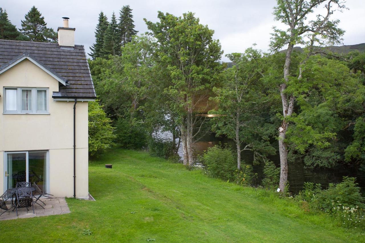 Loch Ness Abbey Cottages Форт Аугустус Екстериор снимка