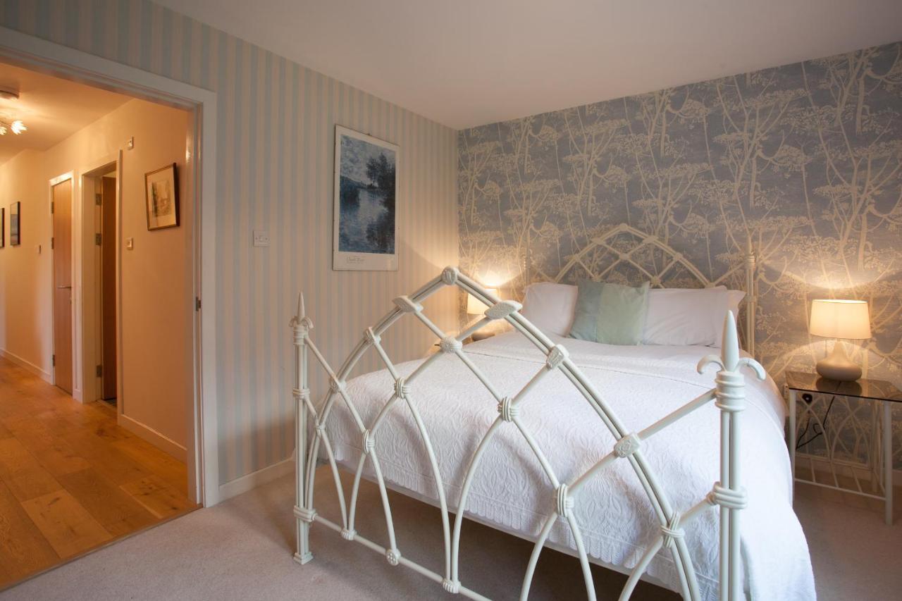 Loch Ness Abbey Cottages Форт Аугустус Екстериор снимка