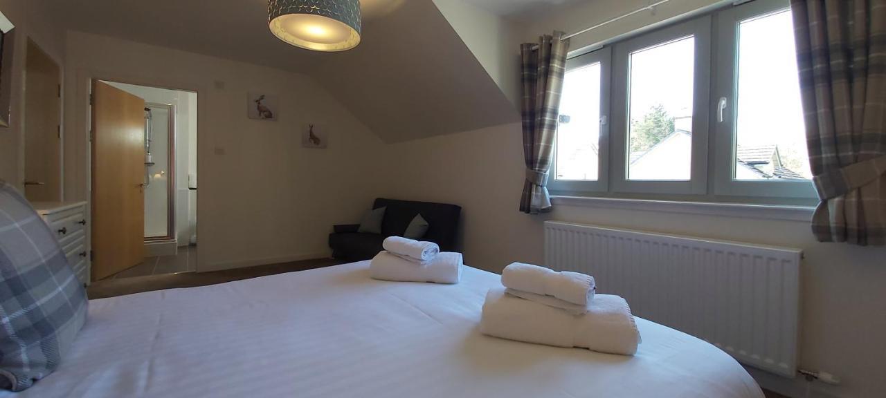 Loch Ness Abbey Cottages Форт Аугустус Екстериор снимка