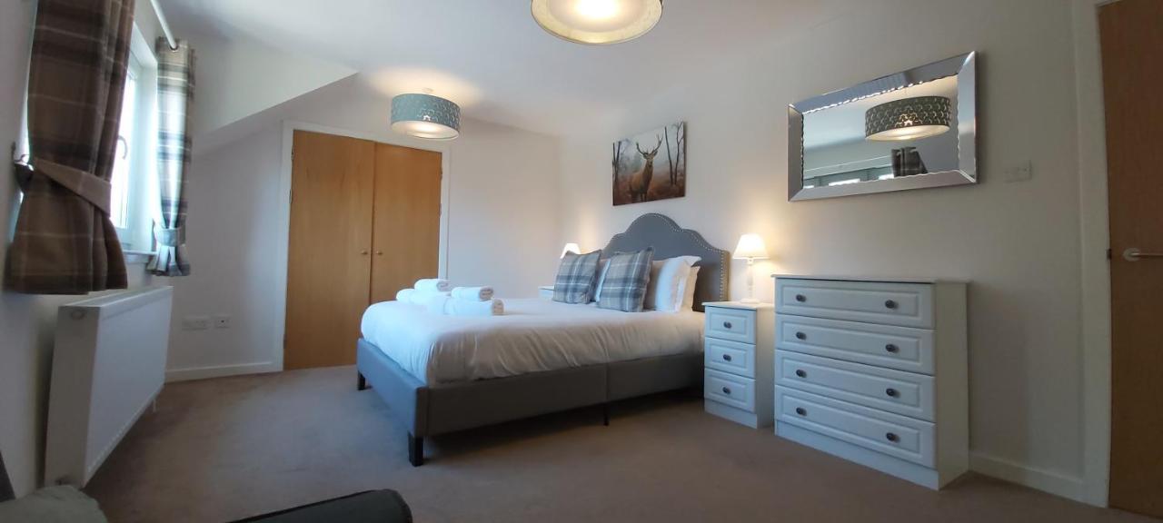 Loch Ness Abbey Cottages Форт Аугустус Екстериор снимка